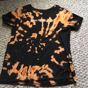 Tee I bleached